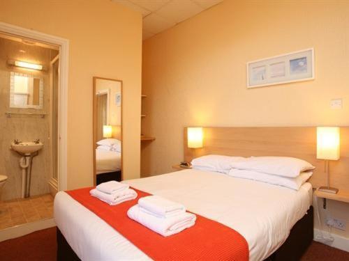 The Avala Guesthouse カーディフ 部屋 写真