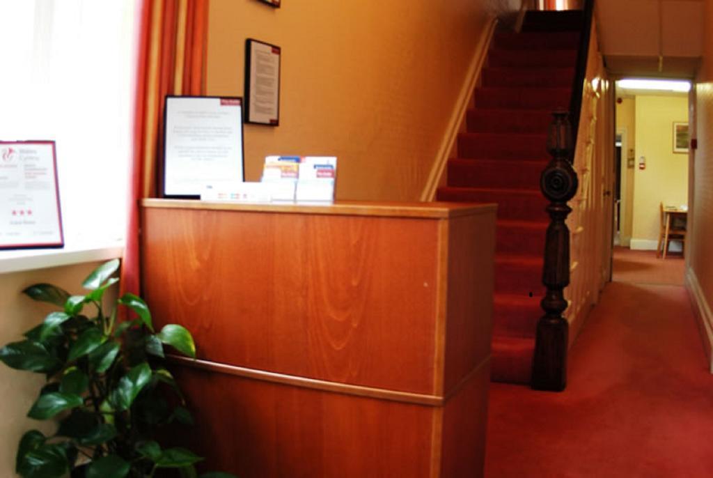 The Avala Guesthouse カーディフ エクステリア 写真